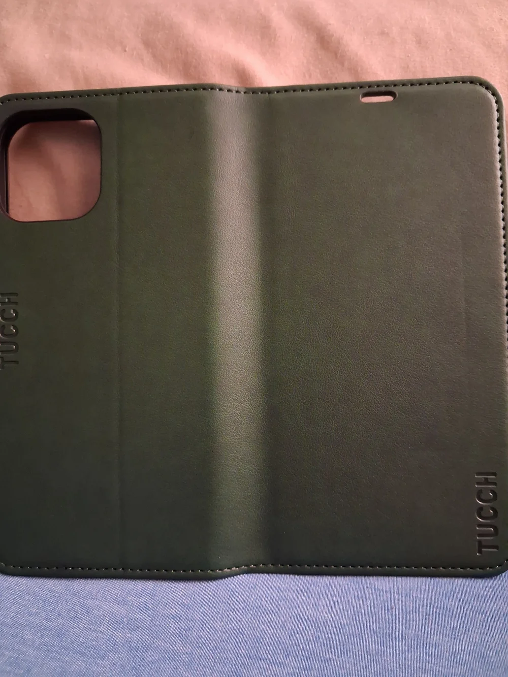 TUCCH Dark Green IPHONE 13 Wallet Folio Phone Case New Open Box